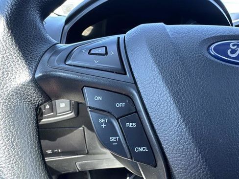Used 2023 Ford Edge SE w/ Black Appearance Package AWD/4WD image 32