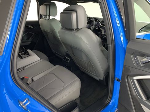 Used 2020 Audi Q3 2.0T Prestige w/ Prestige Package image 21