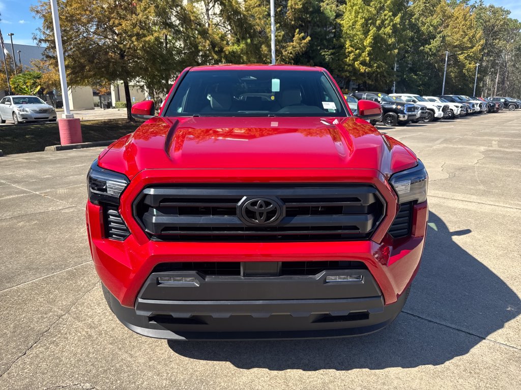 Certified 2026 Toyota Tacoma SR5 AWD/4WD image 4