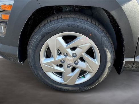 New 2026 Hyundai Kona SE image 13