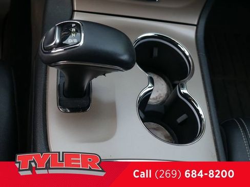 Used 2015 Jeep Grand Cherokee Limited w/ Luxury Group II AWD/4WD image 33