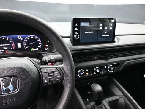 Certified 2026 Honda CR-V EX image 10