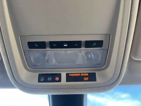 Used 2017 Chevrolet Cruze LT w/ Convenience Package image 24