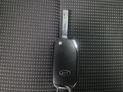 Used 2020 Kia Forte LXS image 32