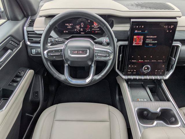 Certified 2026 GMC Acadia Elevation w/ Elevation Premium Package FWD image 17
