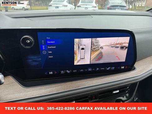 Used 2025 Chevrolet Suburban High Country image 29