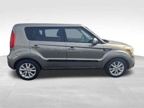 Used 2013 Kia Soul image 8