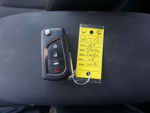 Used 2024 Toyota Corolla LE FWD image 28