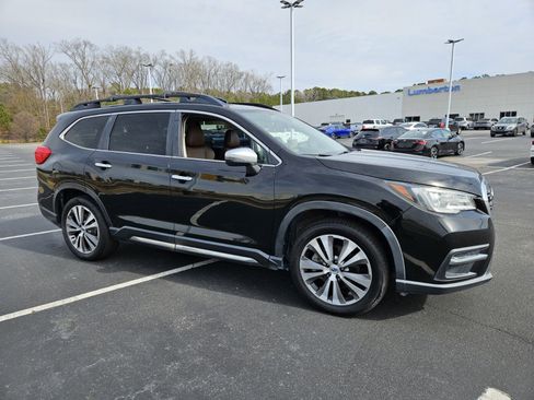 Used 2019 Subaru Ascent Touring w/ Popular Package #3 image 1