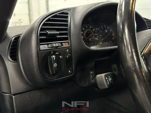 Used 1999 BMW M3 Coupe image 28