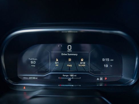 Used 2024 GMC Yukon AT4 w/ Technology Package image 21