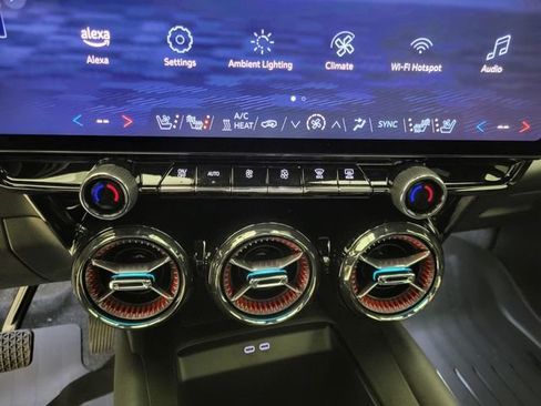 New 2025 Chevrolet Blazer EV RS image 38