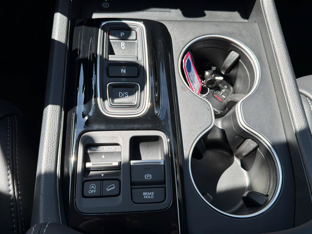 Used 2025 Honda Pilot Touring image 15