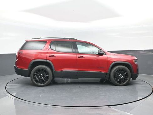 Used 2023 GMC Acadia SLT w/ Elevation Edition image 3