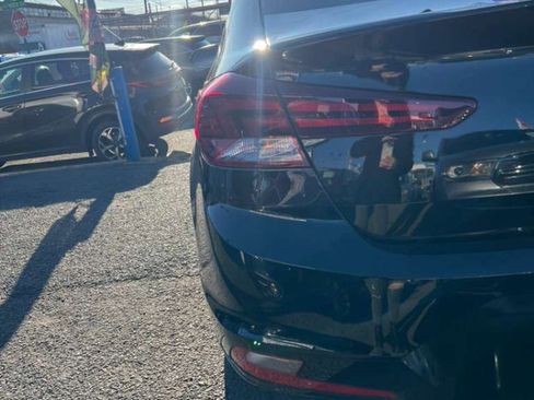 Used 2019 Hyundai Elantra Value Edition w/ Cargo Package image 18