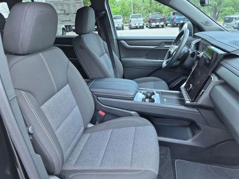 New 2026 GMC Acadia Elevation w/ Black Edition FWD image 37