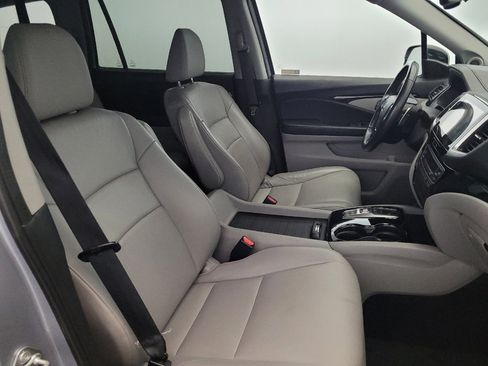 Used 2018 Honda Pilot Touring image 21