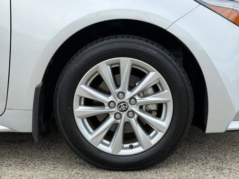 Used 2025 Toyota Corolla LE w/ LE Premium Package AWD/4WD image 9