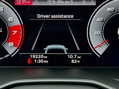 Used 2023 Audi SQ5 Premium Plus w/ Premium Plus Package image 8