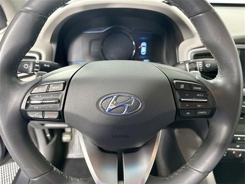Used 2018 Hyundai Ioniq SEL image 17