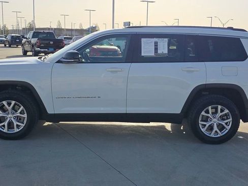 Used 2021 Jeep Grand Cherokee L Limited image 2