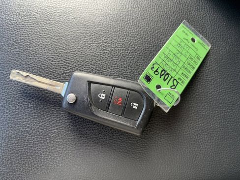 Certified 2024 Toyota RAV4 LE image 28