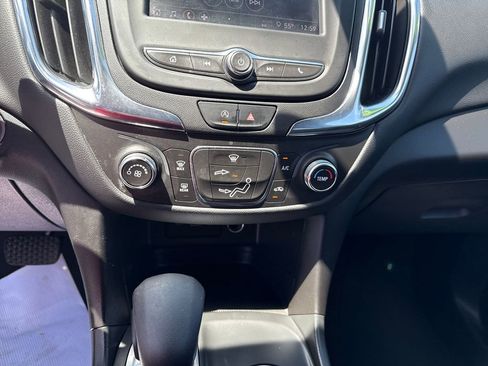Used 2022 Chevrolet Equinox LT FWD image 21