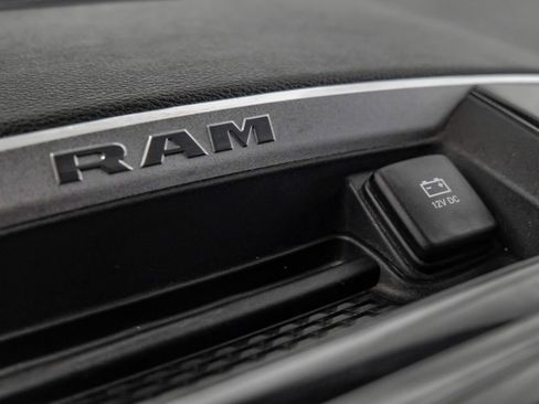 Used 2020 RAM 3500 Laramie w/ Night Edition image 30