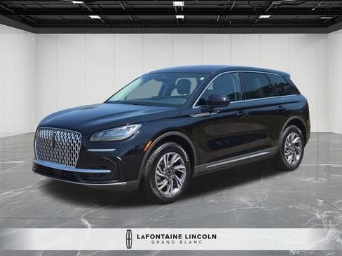 Certified 2023 Lincoln Corsair AWD w/ Towing Package image 1