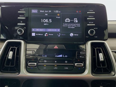 Used 2021 Kia Sorento EX w/ Panoramic Sunroof Package AWD/4WD image 18
