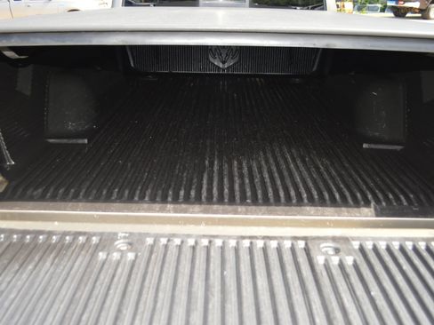 Used 2007 Dodge Dakota SLT w/ Trailer Tow Group RWD image 9