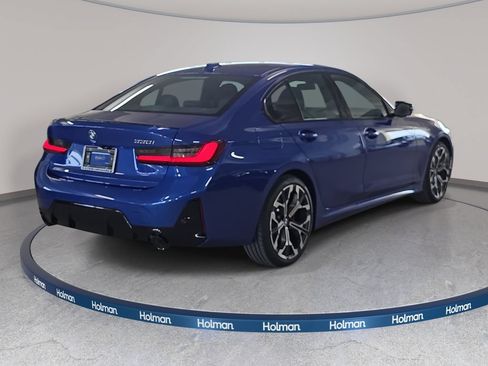 New 2026 BMW 330i Sedan w/ M Sport Package RWD image 4