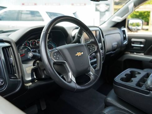 Used 2018 Chevrolet Silverado 1500 LT w/ Texas Edition AWD/4WD image 6