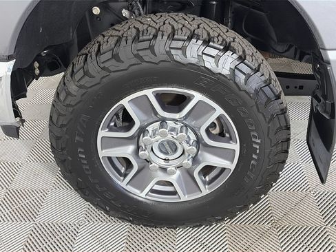 Certified 2024 Ford F250 Lariat AWD/4WD image 8