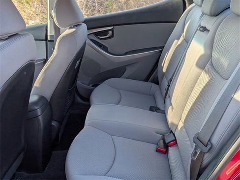 Used 2013 Hyundai Elantra GLS image 22