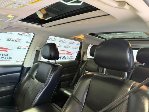 Used 2020 Nissan Pathfinder Platinum image 31