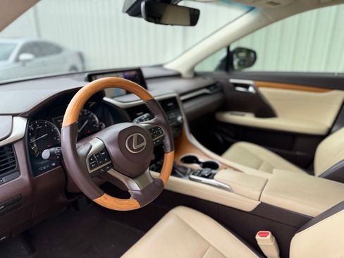 Used 2017 Lexus RX 350 FWD w/ Premium Package image 14