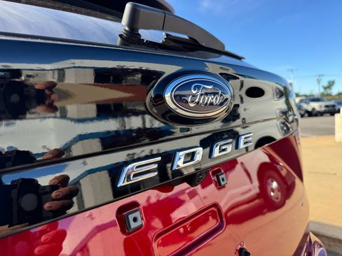 Used 2024 Ford Edge ST-Line AWD/4WD image 10