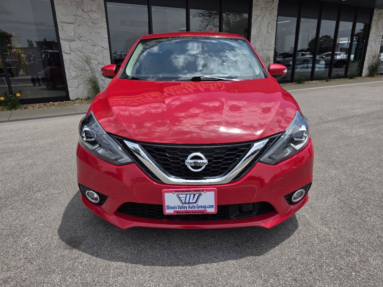 Used 2019 Nissan Sentra SR Turbo FWD image 14