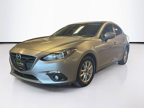 Used 2015 MAZDA MAZDA3 i Touring image 3