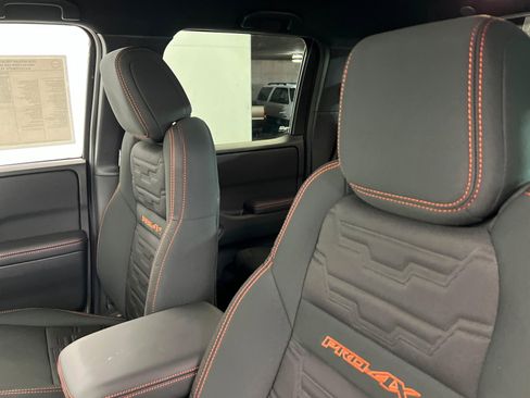 New 2026 Nissan Frontier PRO-4X w/ Pro-4x Convenience Package AWD/4WD image 16