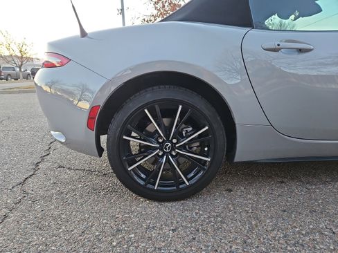 Used 2024 MAZDA MX-5 Miata Grand Touring w/ Weather Package image 10