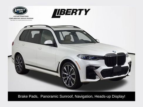 Used 2021 BMW X7 M50i image 1
