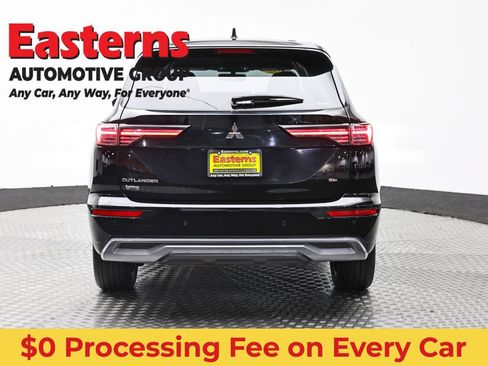 Used 2025 Mitsubishi Outlander SE AWD/4WD image 6