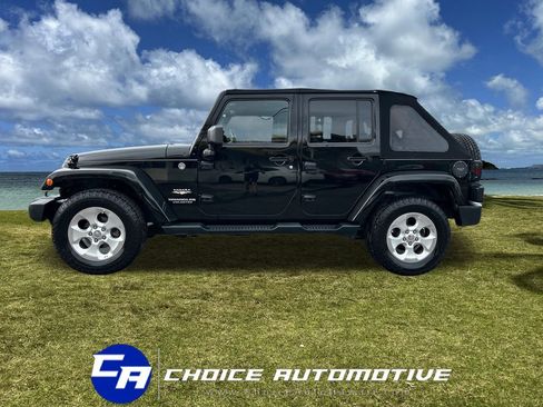 Used 2013 Jeep Wrangler Unlimited Sahara w/ Connectivity Group image 5