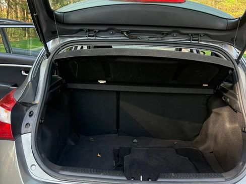 Used 2016 Hyundai Elantra GT image 15