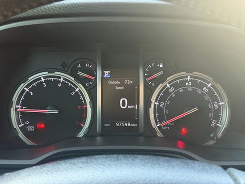 Used 2021 Toyota 4Runner TRD Off-Road Premium AWD/4WD image 11