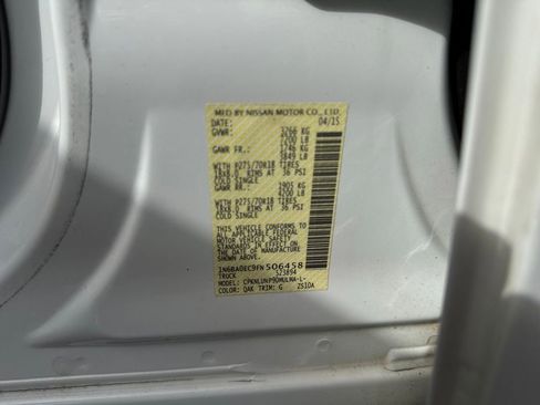 Used 2015 Nissan Titan PRO-4X w/ Pro-4x Luxury Package image 30