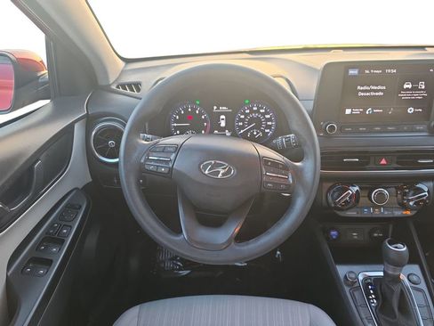 Used 2023 Hyundai Kona SEL AWD/4WD image 12