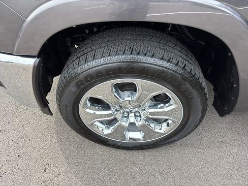 Used 2025 RAM 1500 Big Horn AWD/4WD image 35